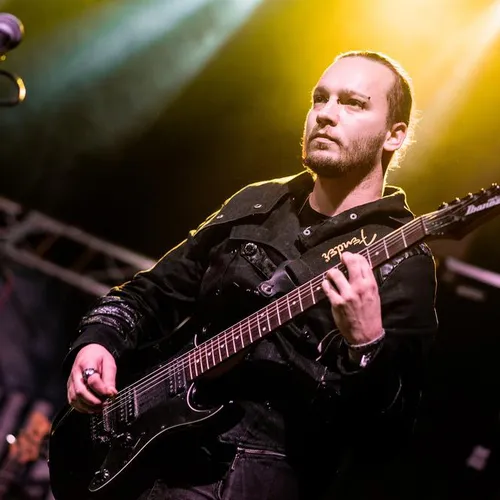 Kytarista hledá kapelu 